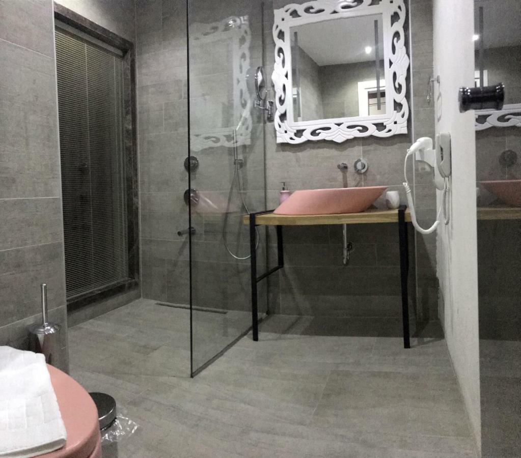 Ferush Boutique Hotel Urla Exteriör bild